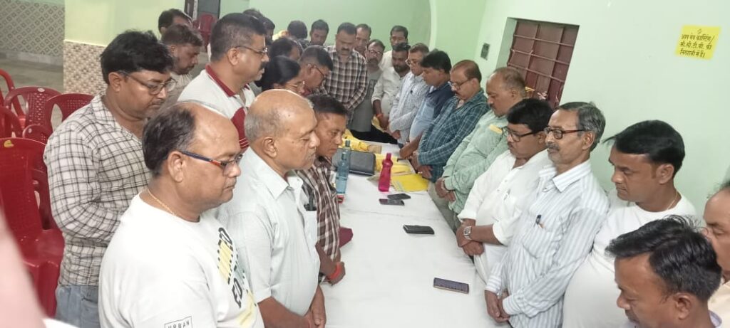 সন্ত্রাসী হামলায় নিহতদের প্রতি শ্রদ্ধা নিবেদন করেছে সুবর্ণ বণিক সমাজ