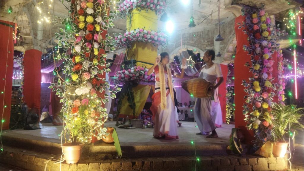 बस्ती पटमदा में 24 प्रहर अखंड हरिनाम संकीर्तन के अंतिम दिन उमड़े श्रद्धालु