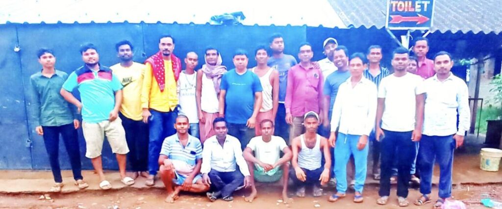 मनमानी बिजली कटौती से हाथीखेदा मंदिर के दुकानदार परेशान, हर सप्ताह हजारों का नुकसान
