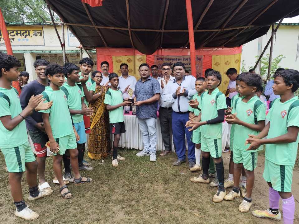 खेल से निखरता है व्यक्तित्व, मिलती है सफलता की नई राह : चंद्रशेखर टुडू