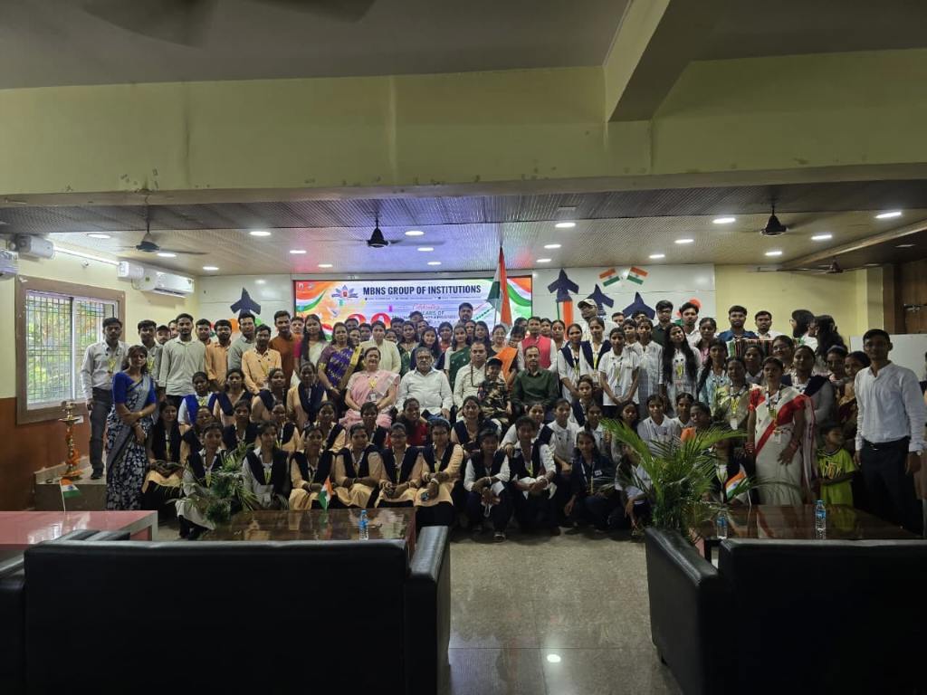 एमबीएनएस ग्रुप ऑफ इंस्टीट्यूशंस में हर्षोल्लास से मनाया गया स्वतंत्रता दिवस